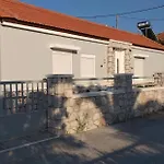 別荘 Anastasia's Garden House