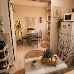 Anastasia's Garden House * יאליסוס