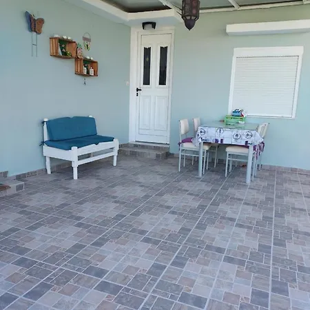 Anastasia's Garden House إياليسوس