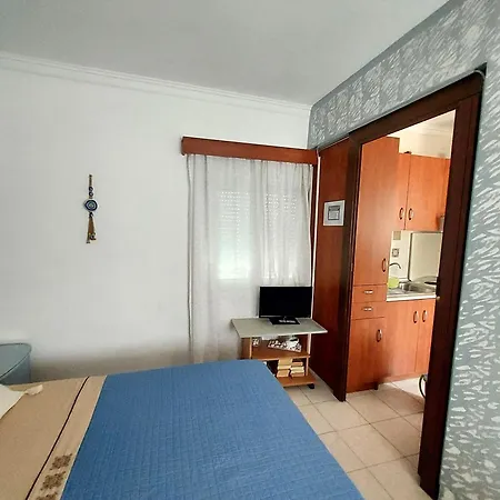 Anastasia's Garden House بيت للعطل