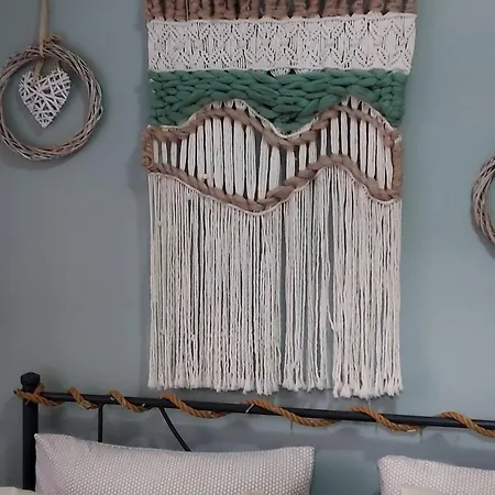 Anastasia's Garden House بيت للعطل