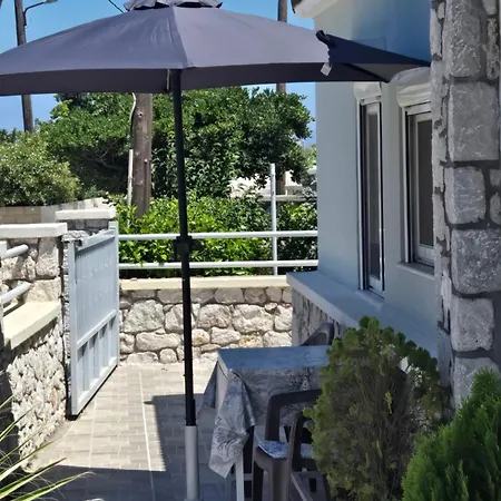 Anastasia's Garden House Σπίτι διακοπών