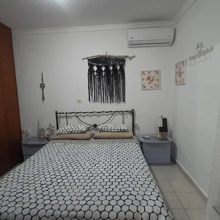 بيت للعطل Anastasia's Garden House