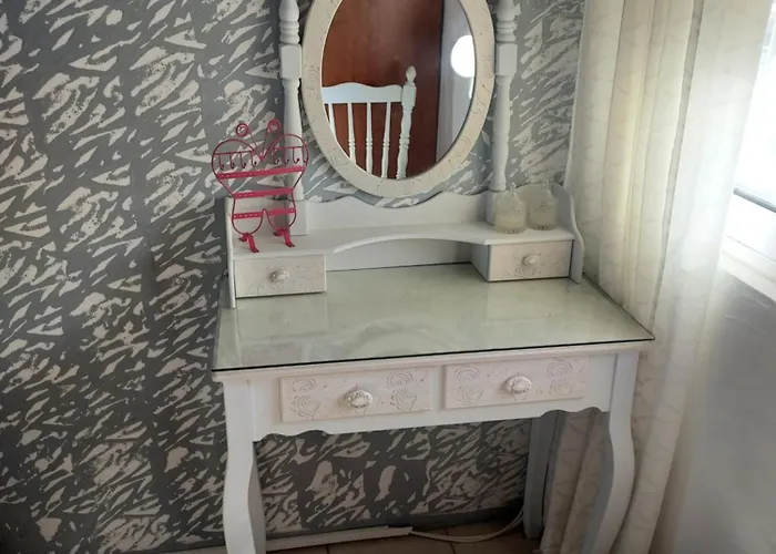 Semesterbostad Anastasia's Garden House